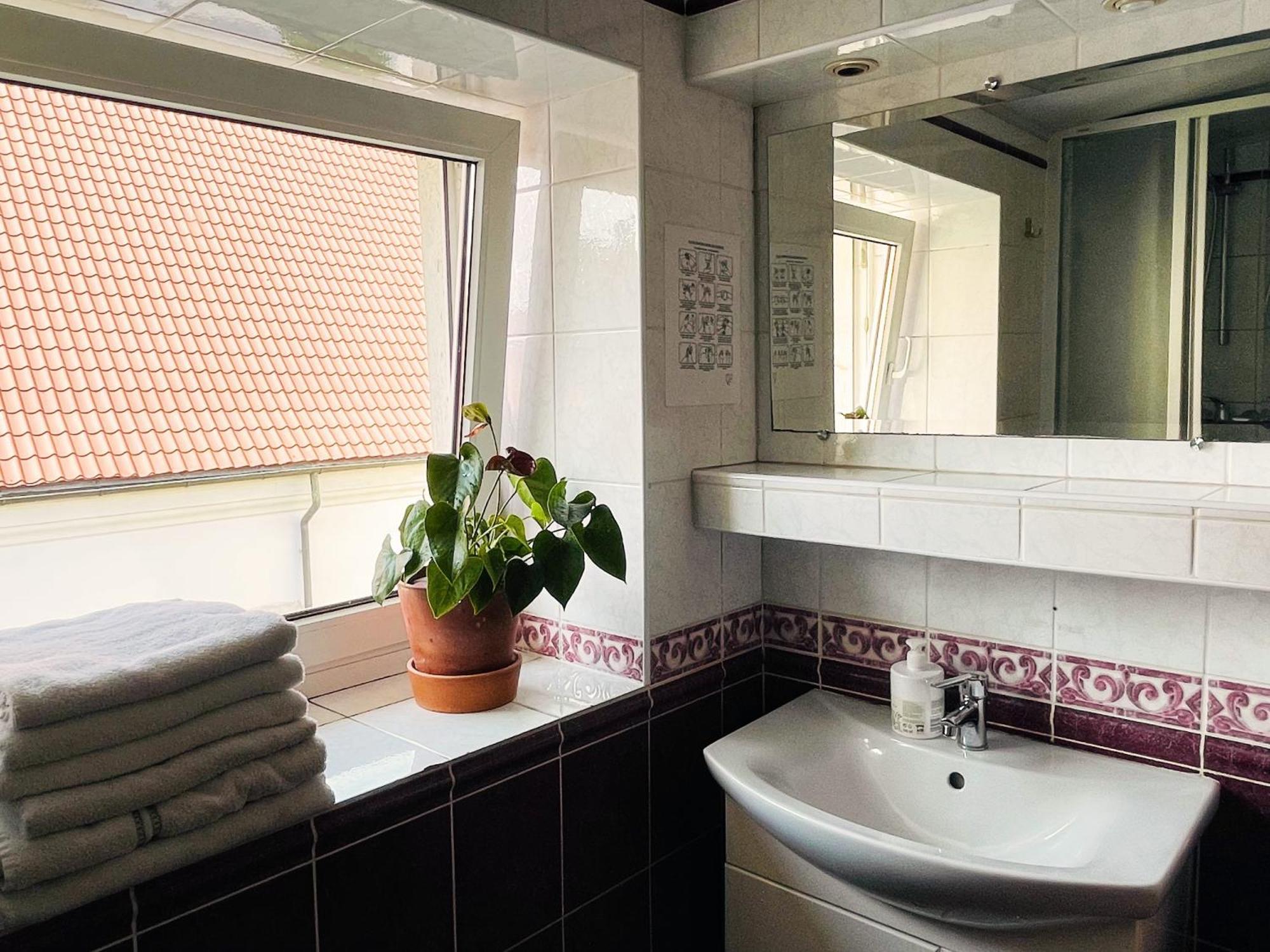 Mikalo House Hostel Vilnius Ngoại thất bức ảnh